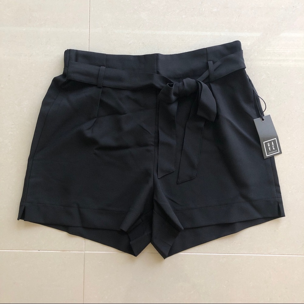 Fashion Nova Brand New Dress Shorts w/ Bow